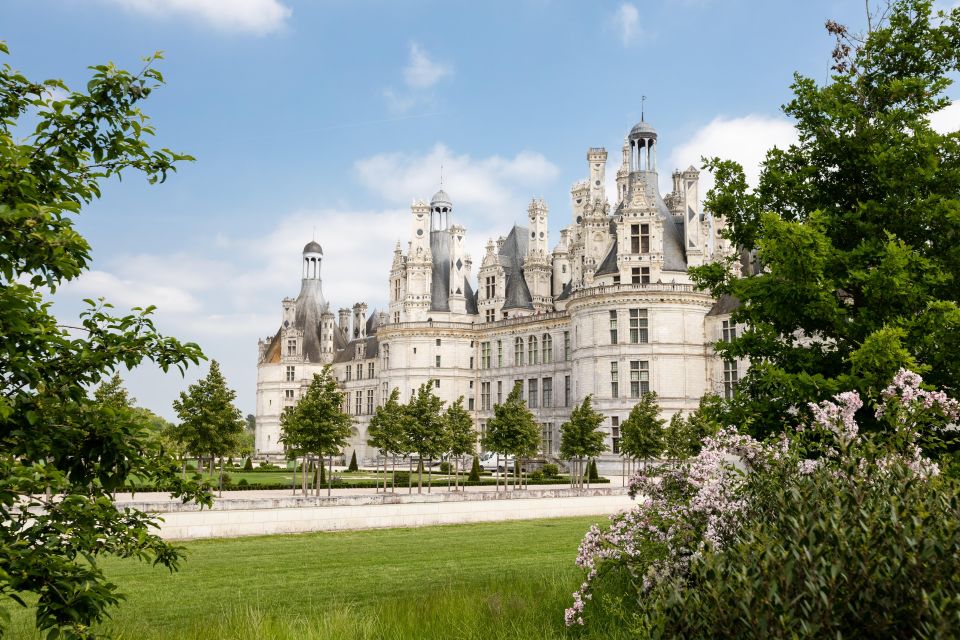 Private Day Tour to Loire Valley Castles & Wines From Paris - Customer Reviews