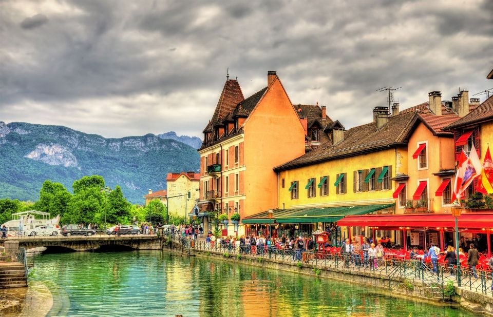 Private Trip From Geneva to Annecy in France - Key Points