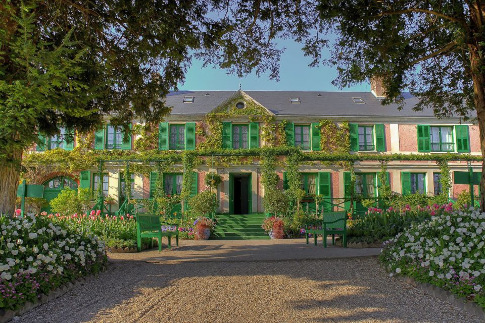 From Paris: Giverny and Versailles Private Full-Day Trip - Booking Information