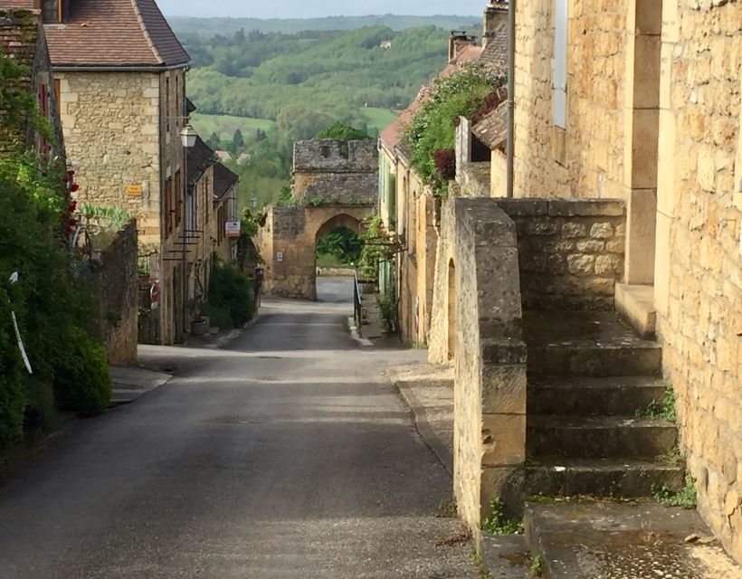 Bordeaux to Dordogne: Castles & Villages Private Tour - Itinerary Highlights