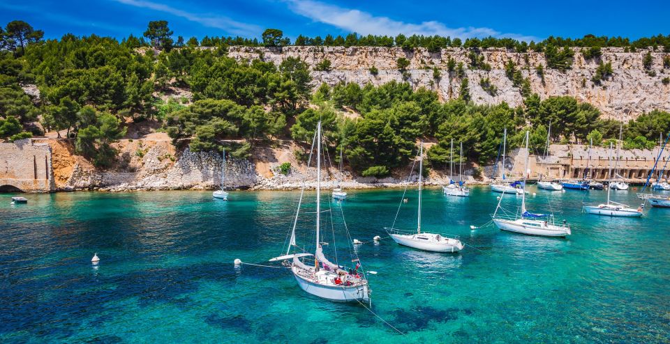 Calanques of Cassis, Aix-en-Provence & Wine Tasting Day Tour - Important Booking Information