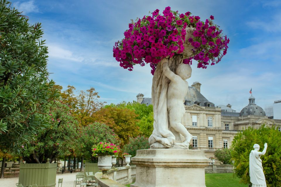 Paris: Full-Day Custom Tour With Local Guide - Itinerary Highlights