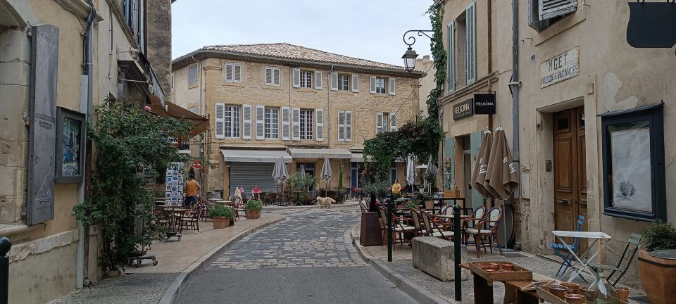 From Aix-en-Provence: Luberon Perched Villages Guided Tour - Inclusions and Meeting Point