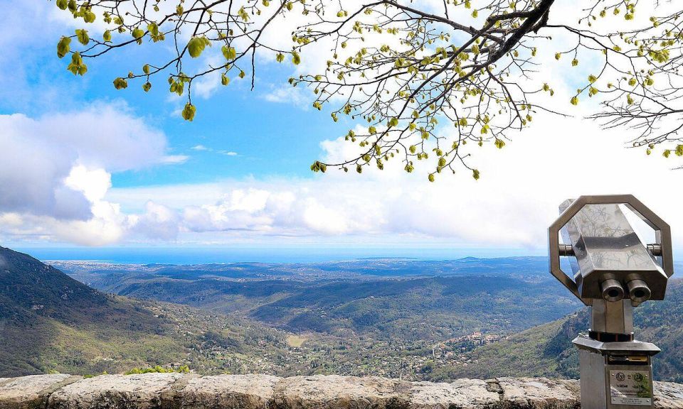 Provencal Countryside, Medieval Village & Lake Private Tour Tour Details