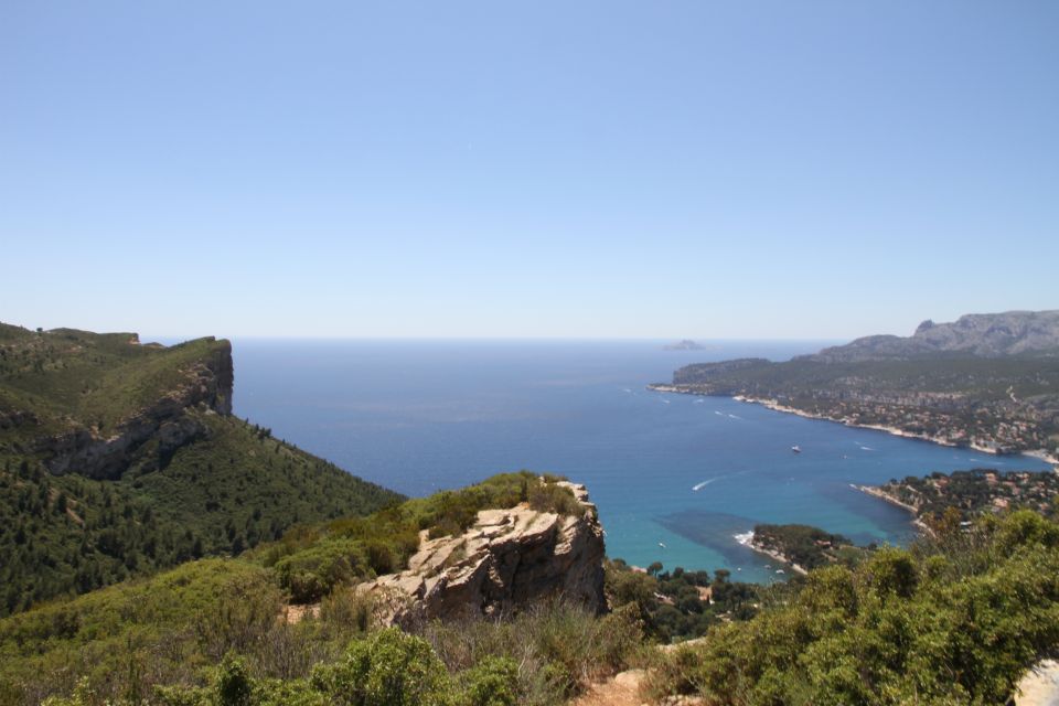 Drive a Cabriolet Between Port of Marseille and Cassis - Tips & Restrictions