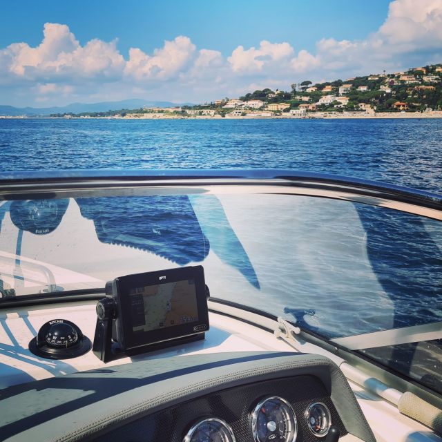 Golfe De Saint Tropez All Inclusive Private Boattrip - Frequently Asked Questions