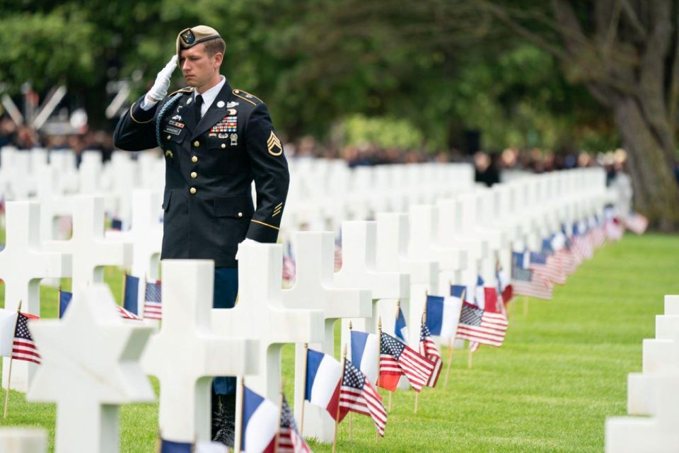 Rouen: American Landing Beaches Discovery Private Tour - Tour Description