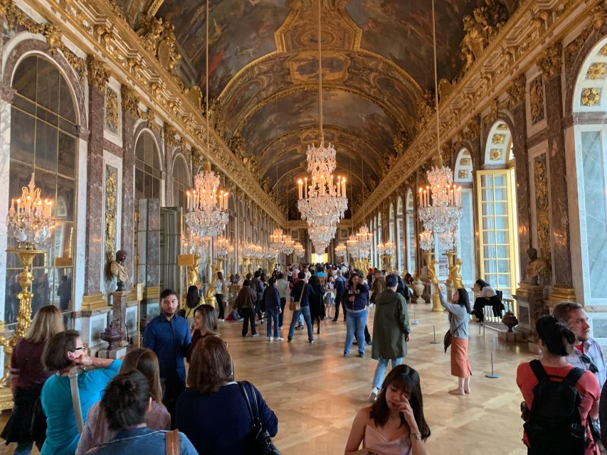 Paris and Versailles Palace: Full Day Private Guided Tour - Included Languages and Accessibility