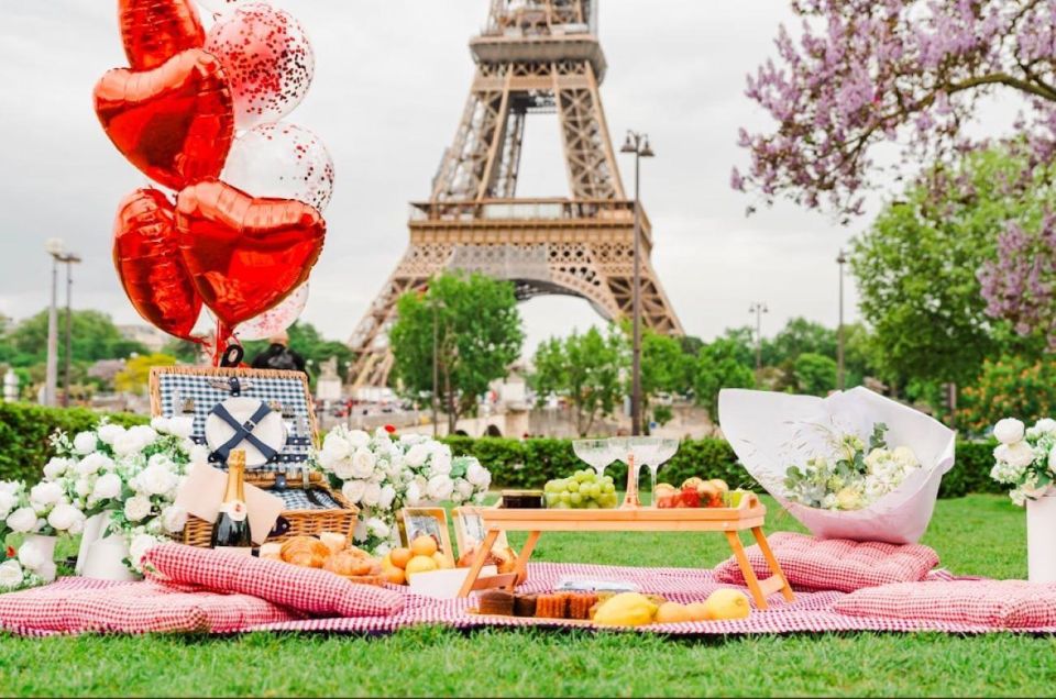 Surprise Proposal Picnic - Paris Proposal Planner - Inclusions Provided