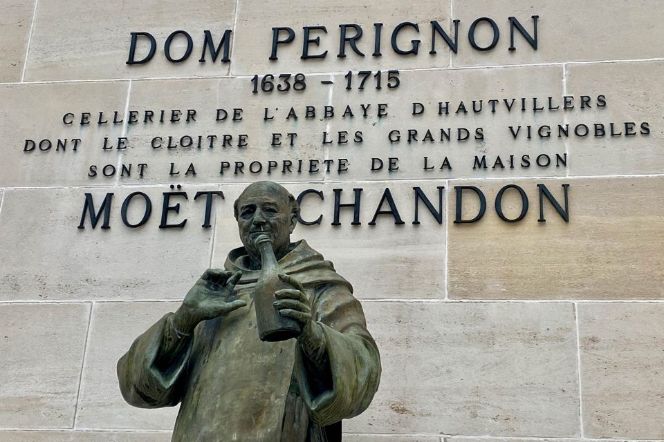 Private Champagne Moët & Chandon Chateau Boursault Pressoria - Full Description