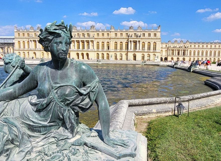 Versailles Palace & Marie-Antoinettes Estate Private Tour - Experience