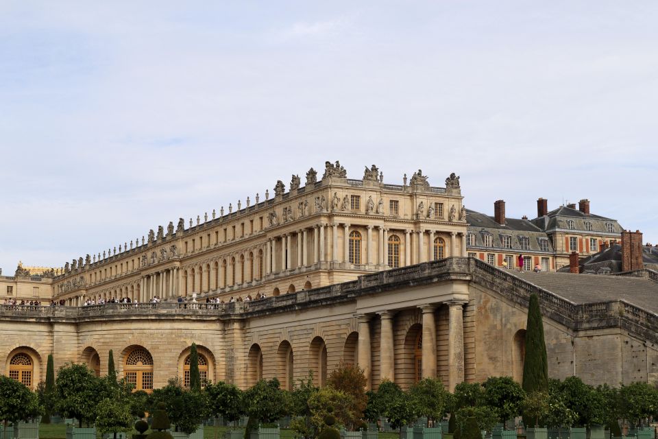 Versailles Palace And Giverny Private Guided Tour From Paris Tour Details