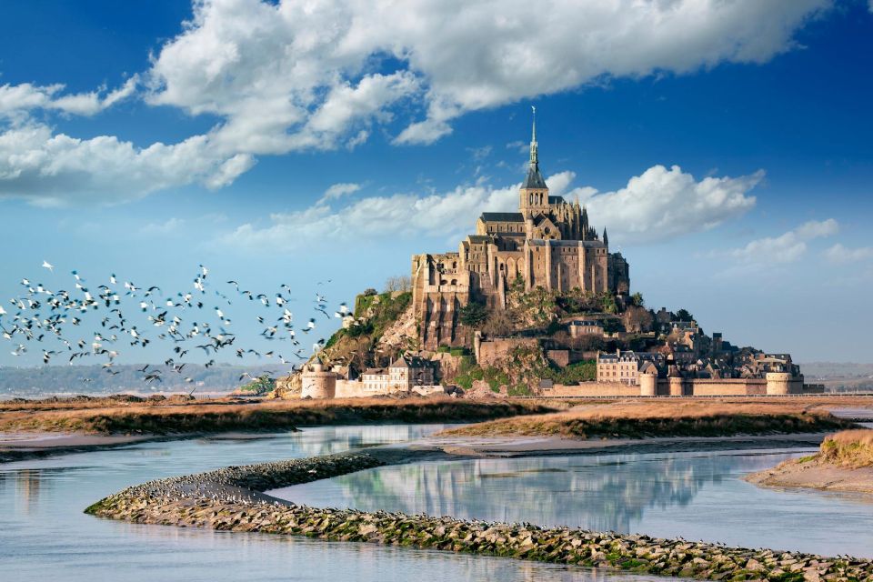 Mont St Michel: Private 12-Hour Round Transfer From Paris - Mont St Michel Visit