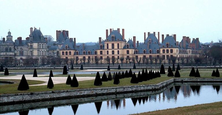 Fontainebleau Castle Private Guided Tour From Paris