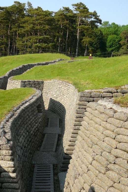 Vimy, the Somme: Canada in the Great War From Amiens, Arras - Key Points