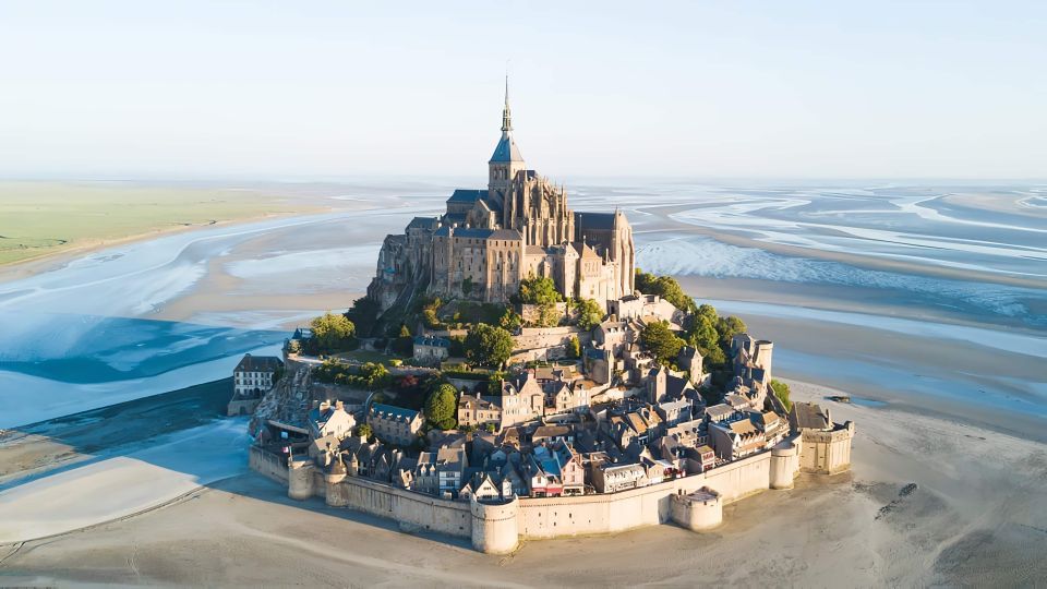 Paris: Private Excursion Paris - Mont Saint Michel - Key Points