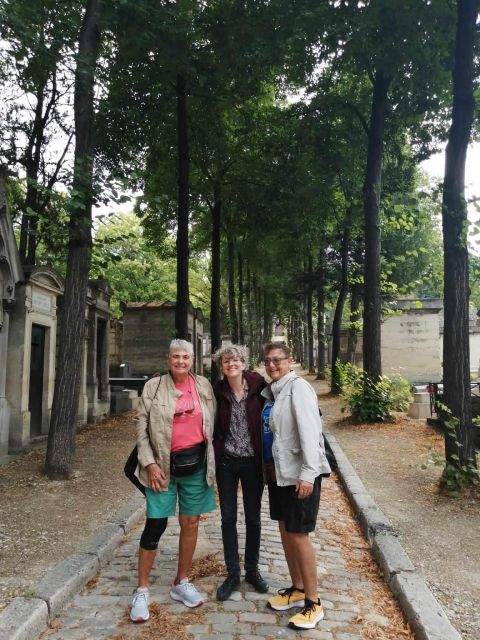 Paris: LGBTQ+ Tour of Père Lachaise Cemetery - Key Points