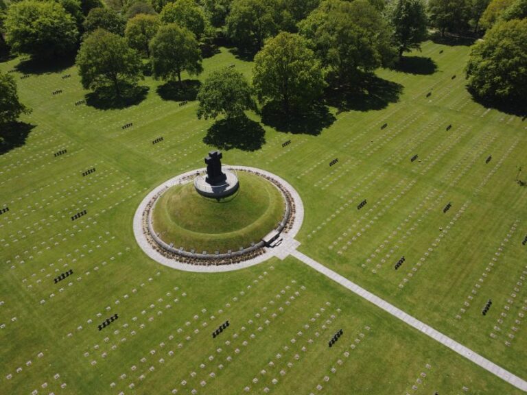 Shore Excursion Normandy Private Tour With a Licensed Guide