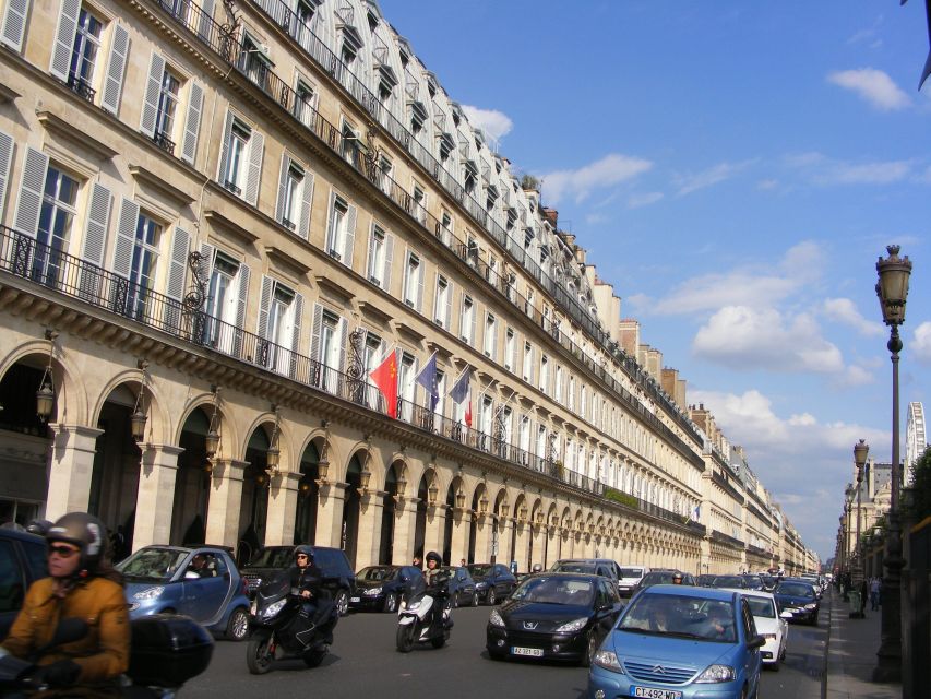 All Inclusive Private Car Tour of Paris - Activity Description